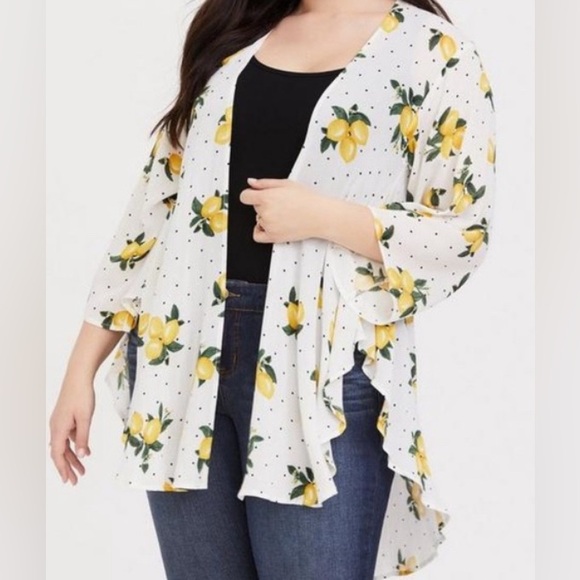 Torrid Plus Size Lemon Print Shirttail Kimono or Overpiece-Size 3/4X - Picture 3 of 11
